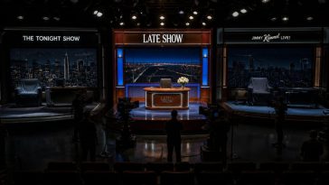 Kimmel and Fallon Go Dark to Shield Colbert From Corporate Cuts