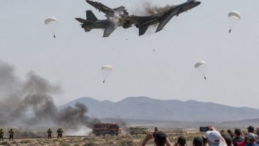 Two Navy Growlers Appear to Fuse Midair, 4 Sailors Eject Safely