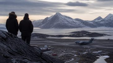 Trump, Sec. Rubio Seek Sovereign US Bases in Greenland