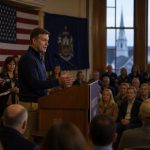 Vance Praises Collins' Independence While Pushing Anti-Fraud