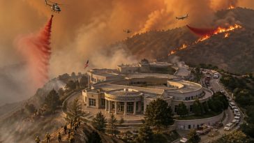 Reagan Library Evacuated Again as Sandy Fire Threatens Archives