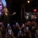 Dem Hollywood Concert Flops as Bette Midler's Viral Gaffe Backfires