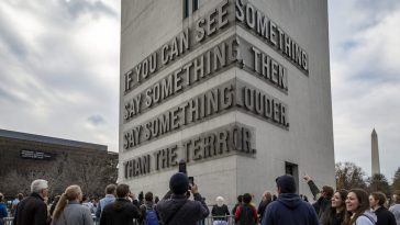 Engineer Calls Obama Center Bold as Locals Slam Monolith