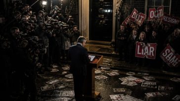 Prime Minister Keir Starmer resigns after Labour revolt and policy failures
