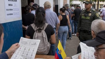 Colombia Votes Sunday: Voters Choose Tough Security or More Talks