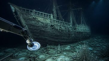 Watchmaker and ROVs Find Intact 18th-Century Porcelain Wreck