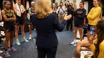 Vice President Kamala Harris’s Awkward WNBA Locker-Room Cheer