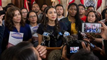 AOC Rejoins DSA, Sparks 2028 Endorsement Battle