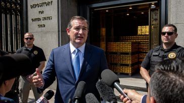 Senator Rand Paul Sees Fort Knox Gold and Demands Real Audits