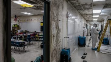 Barack Obama Elementary Closed for Mold and Rodents, Parents Angry