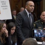 Viral Clip Accuses Rep. Dan Goldman of Smearing Sheriff at Hearing