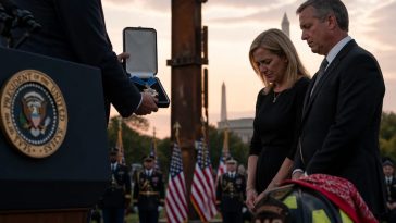 President Trump Honors 9/11 Hero Man in Red Bandana