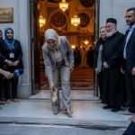 Hochul’s Mosque Scarf Stunt Dismissed as Vote-Chasing Theater