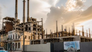 Saudi-Funded King Salman Mosque Rises Next to Havana's Dead Plant