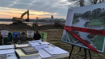 Trump's East Potomac Makeover Tangles With Lawsuits and Red Tape