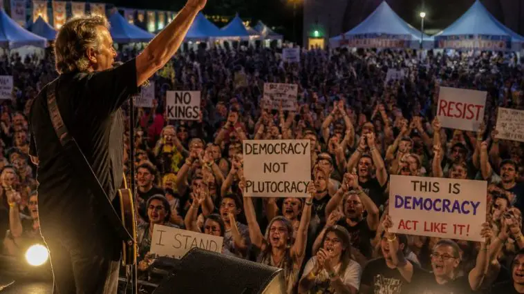Springsteen Turns Power to the People Into Anti‑ICE GOTV Rally