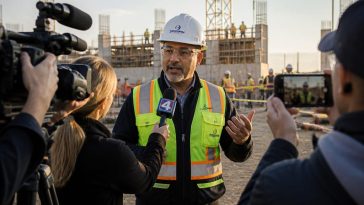 Homer City Tradesman Silences Data Center Critics in One Line